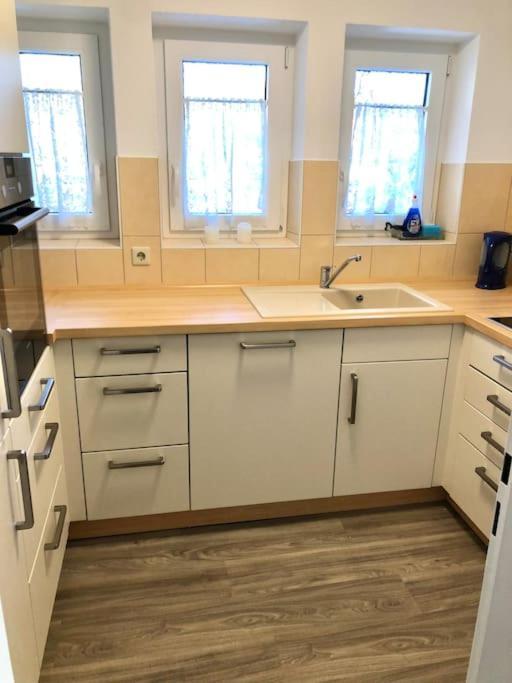 Schoene Ferienwohnung Direkt Am Neckar Deisslingen Luaran gambar